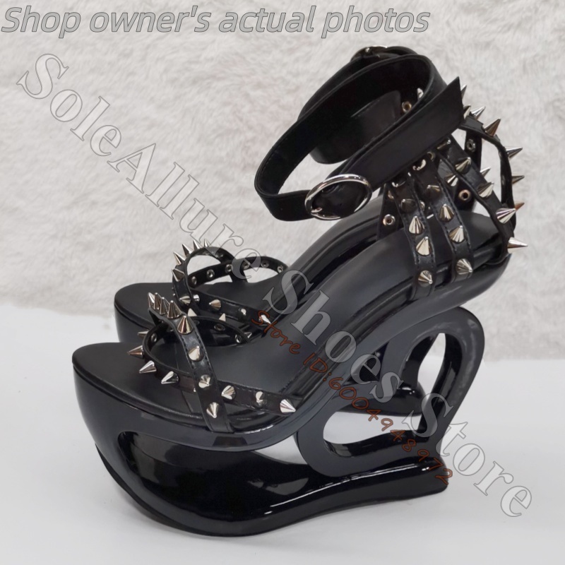 Sandal Wedge Berhias Paku Pink - Metallic Heel Sandal ulasan dan harga