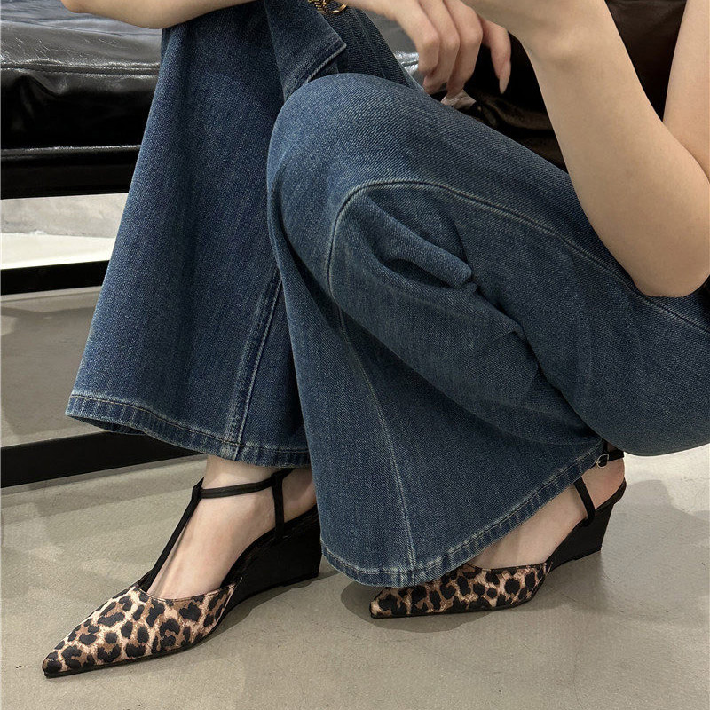 Sandal pesta hak tinggi elegan - Wedge Heeled Sneaker ulasan dan harga