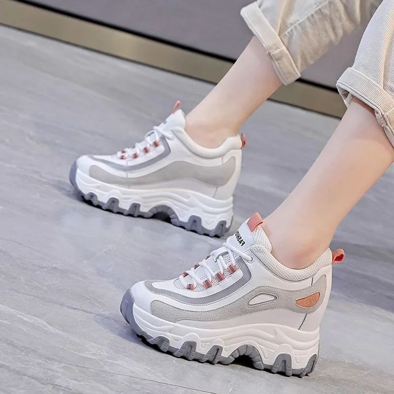 Sepatu Kasual Wanita Hak Terse - Wedge Heeled Sneaker ulasan dan harga